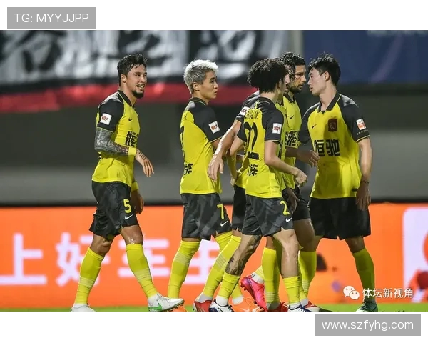 南京攀岩队在马拉松大满贯中的技术表现分析与点评