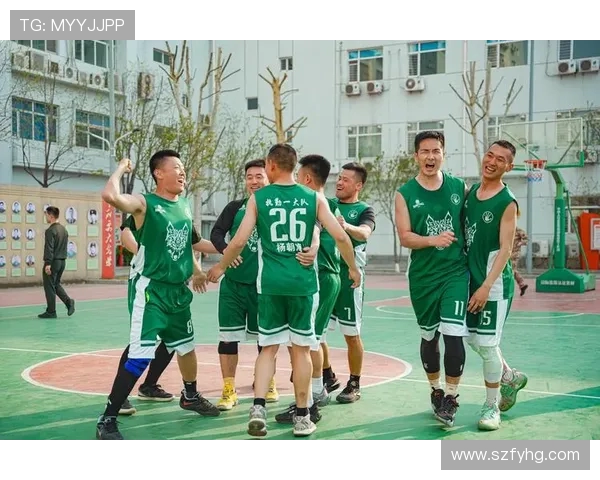 成都篮球队与西安篮球队的速度较量赛后分析与复盘