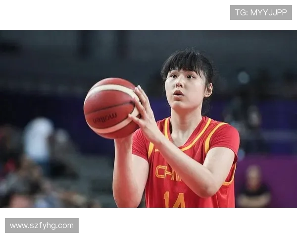 布雷斯特与红星激战正酣比分揭晓引发球迷热议 布雷斯特与红星激战正酣比分揭晓引发球迷热议